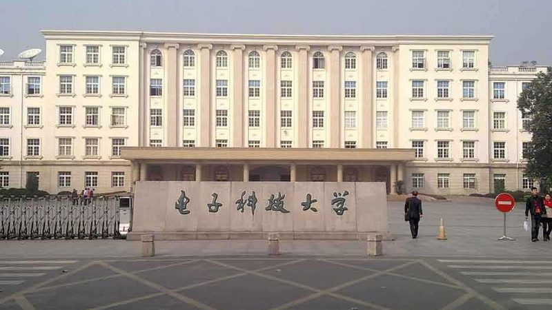 高密度线路板：揭秘批发行情背后的技术奥秘