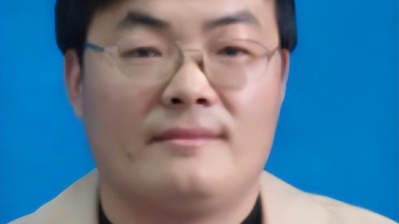 PCB拼板规则揭秘：从设计到生产的关键要点